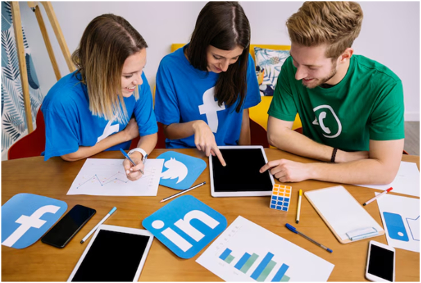 Web Developer 10 Facebook Application Development Web Developer Services Astoundz Seo Web Ppc Social